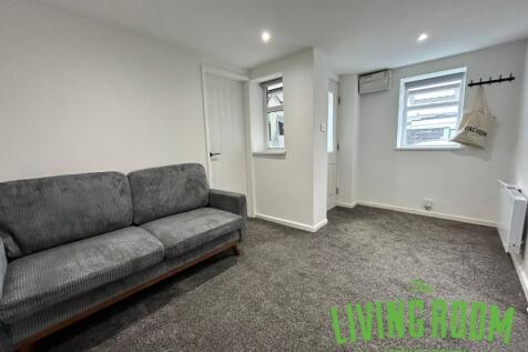Lounge 3