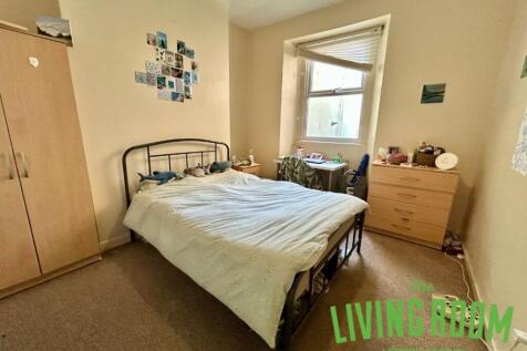Bedroom 1a