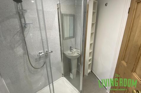 ff bathroom (2)