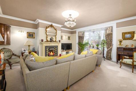 Living_Room_2_fire.jpg