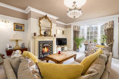 Living_Room_3_fire.jpg