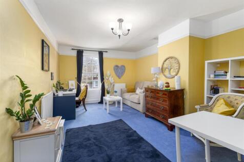 Bedroom_3.jpg