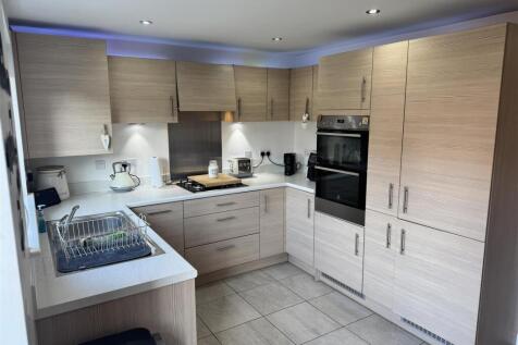 Kitchen 1.1.JPG