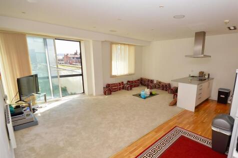 Lounge Kitchen