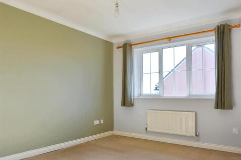 Bedroom 1.jpeg