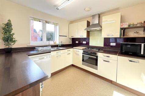 Kitchen 04.JPG