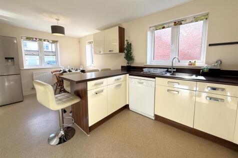 Kitchen 05.JPG