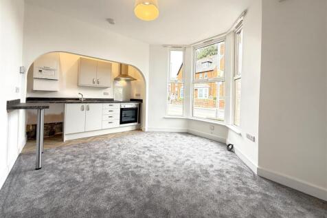 Living Room/Kitchen