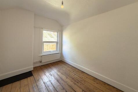 Bedroom 3.JPG