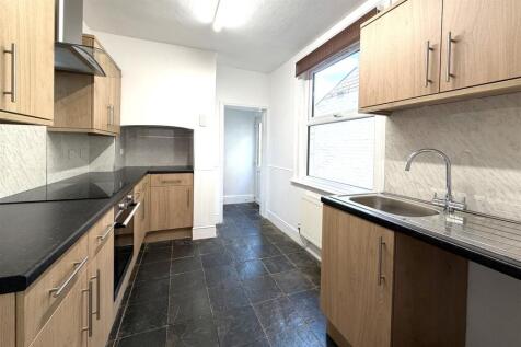 Kitchen.JPG