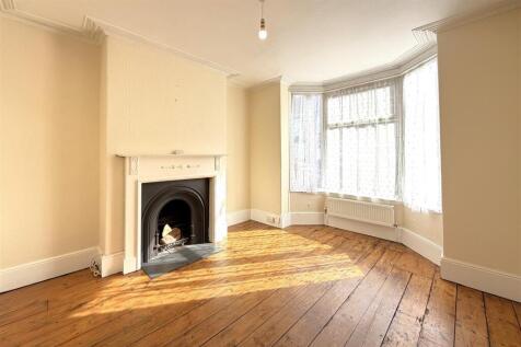 Sitting Room.JPG
