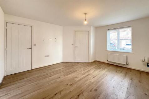 Living Room.JPG