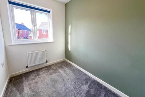 Bedroom 3.JPG