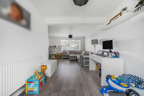 Lounge / Dining Room