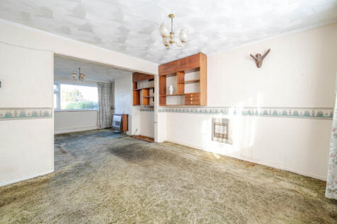 Lounge / Dining Room