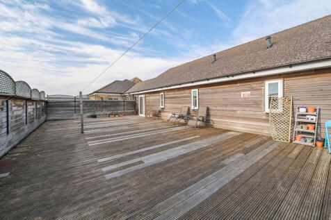 Shared Roof Terrace