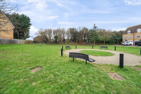 Seated Green Area