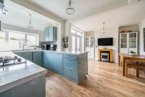 Kitchen / Diner