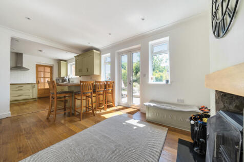 Dining/Family Area