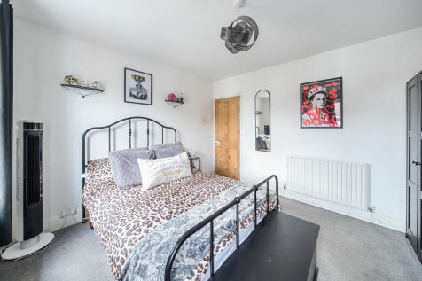 1365966-6-68f2372...