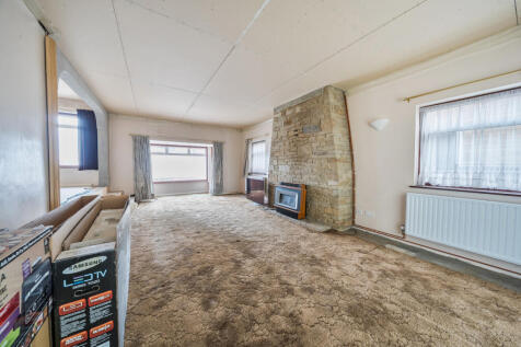 1369722-7-68f2252...