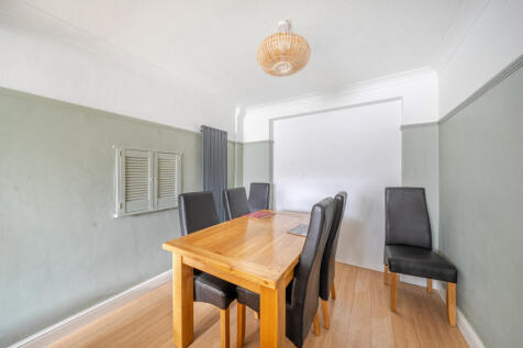 1370416-18-68f63d...