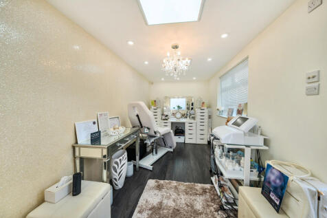 Studio/Office