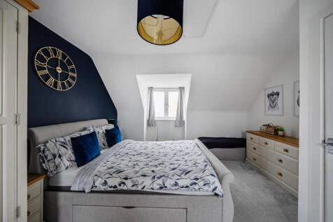 1372801-3-690214a...