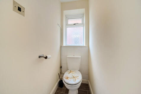 1374874-2-6904a9f...