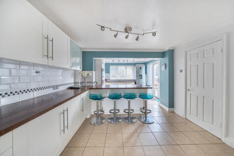 1375053-2-6908b7e...