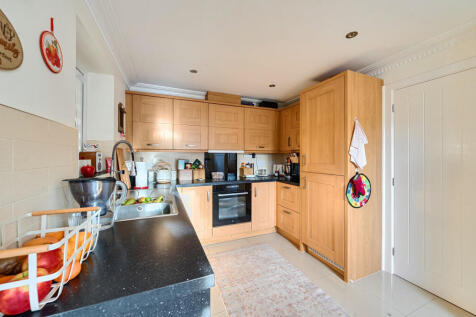 1381814-15-6915e9...