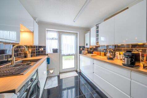 1383052-12-691eeb...