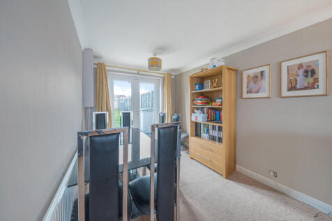 1383052-9-691eeb7...