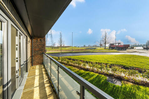 1385613-2-6926de1...