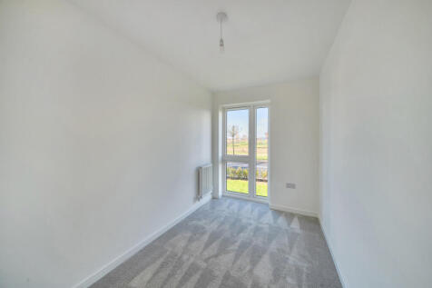 1385613-12-6926de...