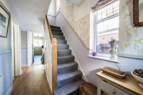 1359916-16-68dbd9...