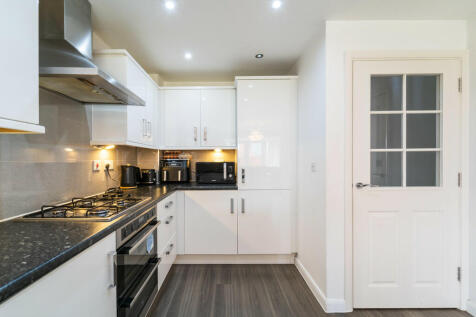 5 Perrott Way, B1...