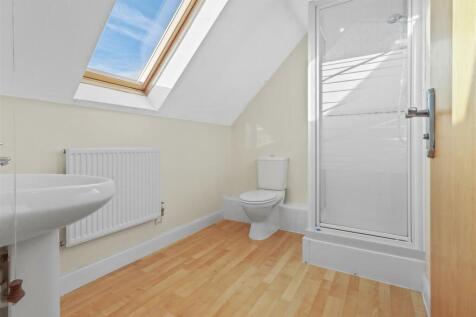 Bedroom 1 En-suite