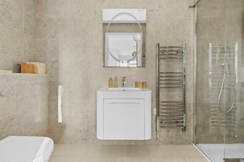 En suite 3