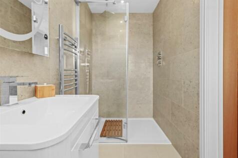 En suite 3