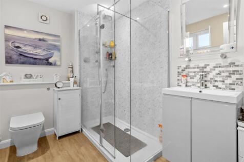 Ensuite Shower Room