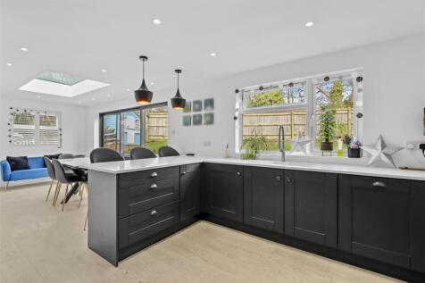 Breakfast Bar