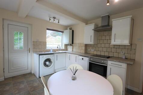 Kitchen3.jpg