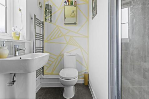 En Suite Shower