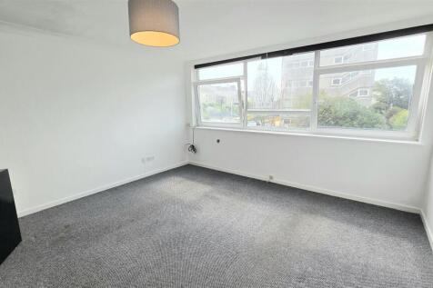Studio Room