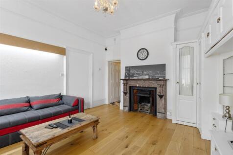 Bedroom/Reception Room