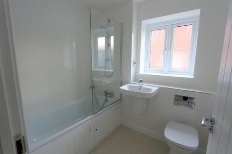 Main bathroom