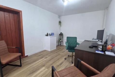 Current Treatment Room