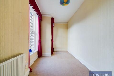 CAM01994G0-PR0275-STILL020.jpg