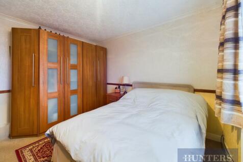 CAM03407G0-PR0389-STILL007.jpg
